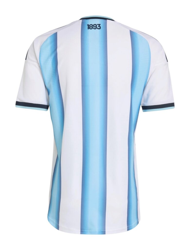 Bild zeigt die Rückseite des Trikot der Argentinischen Fußballnationalmannschaft 2026